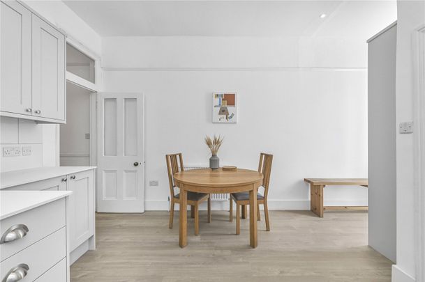 Bonneville Gardens, Clapham, SW4 - Photo 1