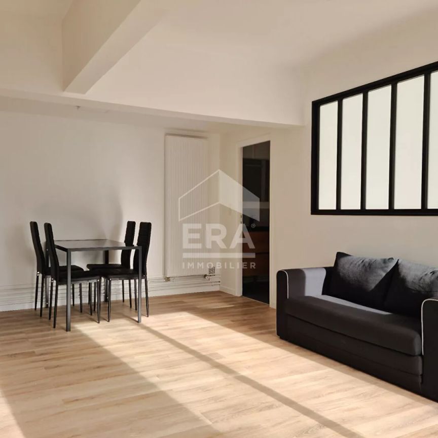 STUDIO BIS AVEC TERASSE DANS UNE RESIDENCE CALME - Photo 1