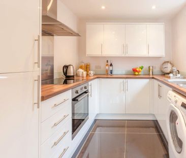 1 bedroom apartment to rent Princes Road, Redhill, Surrey, RH1 - Photo 4