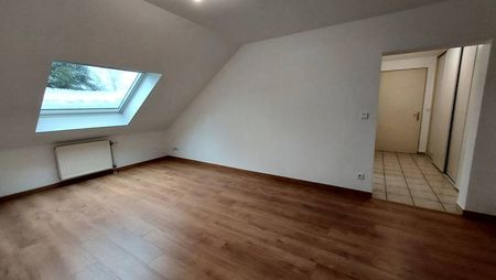 Appartement T2 - Chauffage et eau chaude compris - Stationnement sous-sol - Photo 2