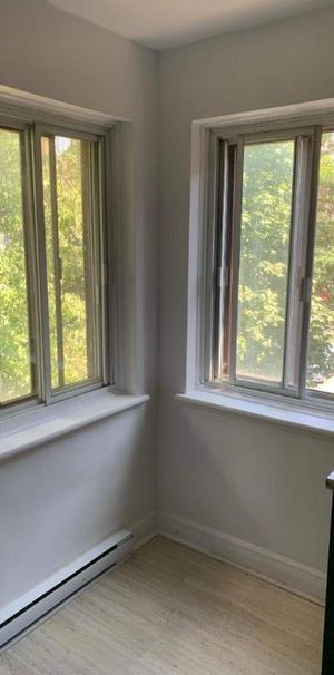 2 CH - 1 SDB - Montréal - $1,335 /mo - Photo 1