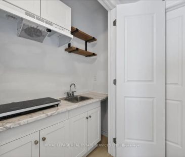 5946 Saigon Street #Main - Photo 3