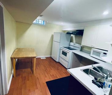 For Lease - 3225 Coldstream Road, Mississauga, Ontario - Photo 3