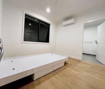 Unit 1 Room 7 - Photo 4