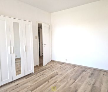 Modern en lichtrijk appartement te huur op toplocatie in Gent - Photo 5