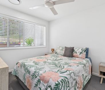 Stylish & Serene 3-Bed Home in Gated Park Avenue Residences - Photo 3