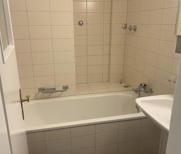 WG zimmer für Frauen in Wiedikon - Photo 2