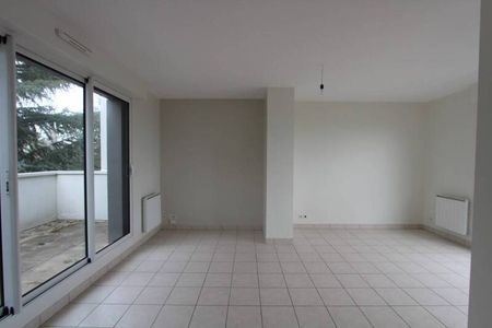 Appartement 2 pièces - - Photo 2