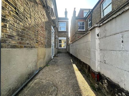 Kenley Road, Twickenham - Photo 2