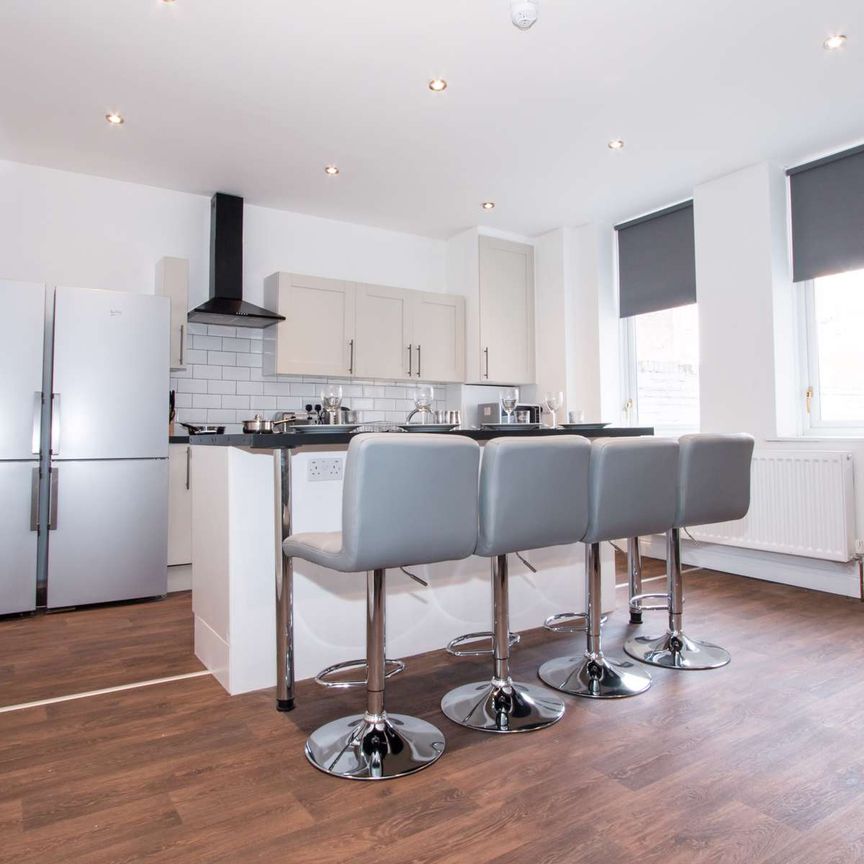 Modern Coliving House Share in Gateshead Room 3 - Photo 1