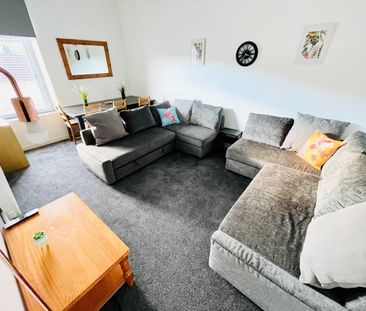 Cardiff Road, Troedyrhiw, MERTHYR TYDFIL - Photo 1