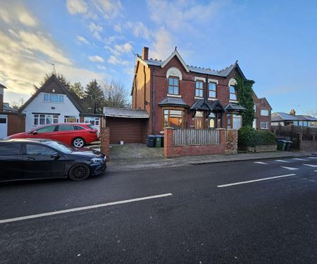 6 bedroom semi-detached house to rent - Photo 5