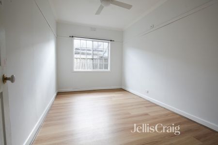 14 Railway Parade, Newport VIC 3015 - House For Rent | Domain - Photo 4