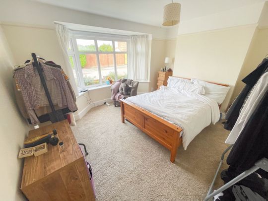 2 Bedroom Flat To Rent in Winton - £1,446 pcm Tenancy Info - Photo 1