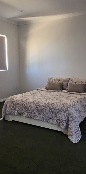 Baskerville - Photo 1