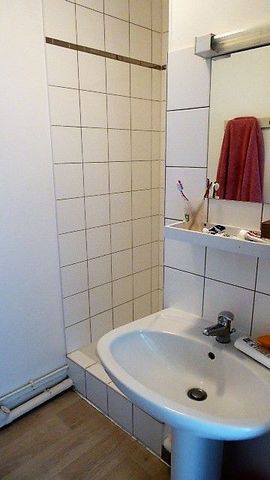 Location Appartement 3 pièces 52m² CAEN 14000 - Photo 4