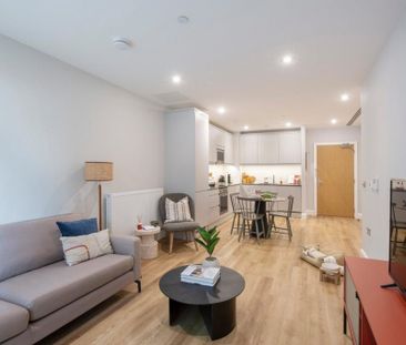 3 bedroom flat to rent - Photo 1