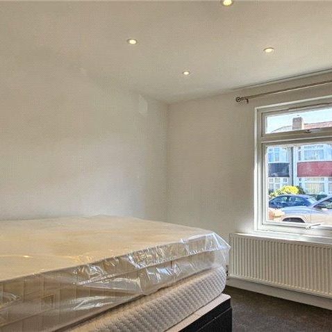 1 bedroom in a house share to rent - Photo 1