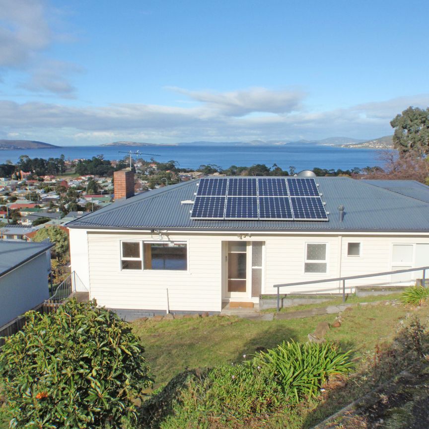 Home With Panoramic Water Views - Photo 1