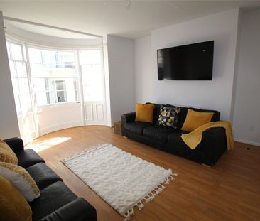 4 bedroom terraced house to rent - Photo 3