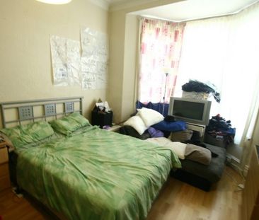 3 Bed - Sackville Road, Heaton, Ne6 - Photo 4