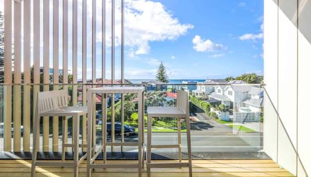 Coastal townhouse, front row access to Orewa Beach - Photo 5