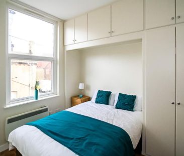1 bedroom flat to rent - Photo 2