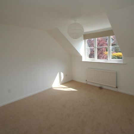 1 bedroom Terraced House to let - Photo 3