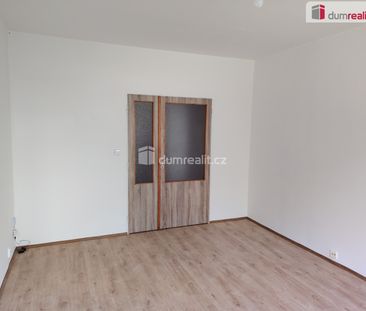 Pronájem bytu 3+1 72 m², U Tvrze 1449, Děčín - Photo 1