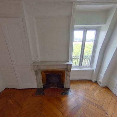 APPARTEMENT T5 A LOUER - Photo 3