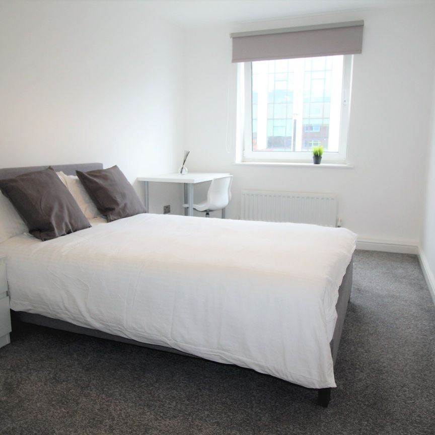 Flat 45, Samara Plaza, LS2 9DU, Leeds - Photo 1