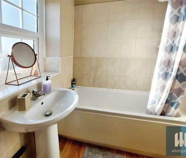 Pontefract Road, Ackworth, Pontefract, West Yorkshire, WF7 - Photo 2