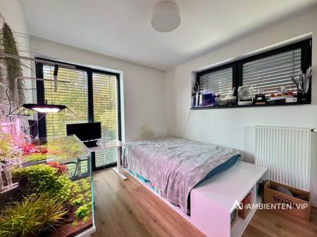 Pronájem nadstandardního vybaveného bytu 3+kk s balkónem a možností parkování přímo u domu - Photo 4
