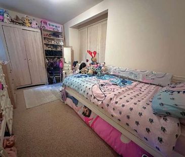 Sheard Court, Shaw, OL2 - Photo 6