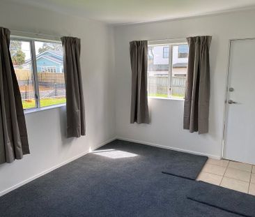 Charming 2BR Flat in Pt Chevalier! - Photo 6