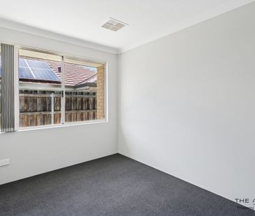 Modern Comfort in a Peaceful Ellenbrook Location - Photo 4