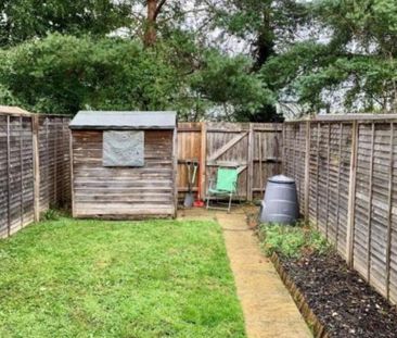 3 bedroom terraced house to rent - Photo 2