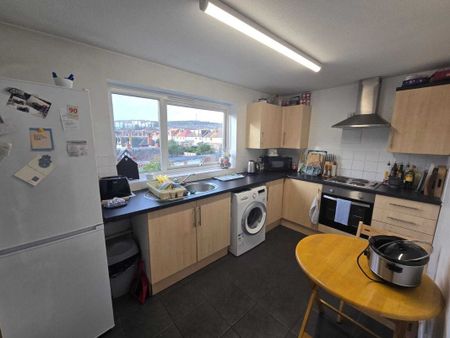 Roedean Court, Roedean Road, Brighton - Photo 2