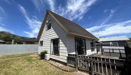 Warm & Sunny 2 Bedroom Home - ready soon! - Photo 4