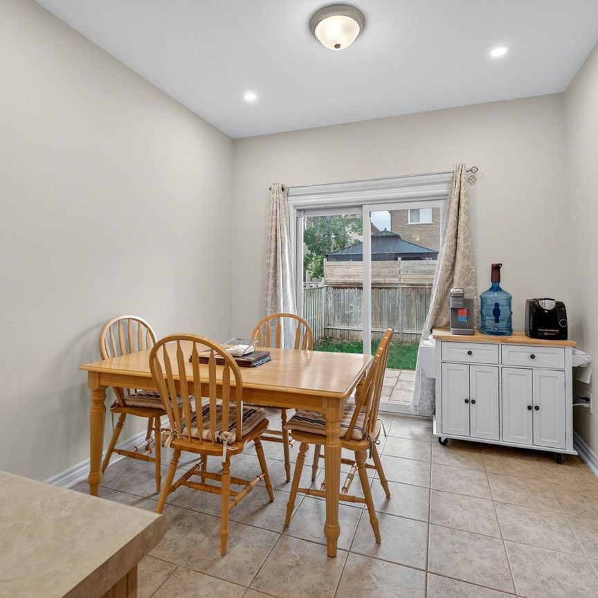 For Lease - 158 Pringle Drive Unit# Upper, Barrie, Ontario - Photo 1