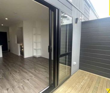 Handy location in Massey - Photo 1