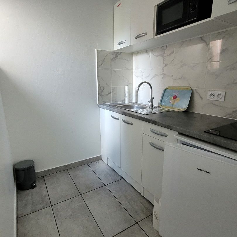 Location Appartement 1 pièce 15m² MAUBEUGE 59600 - Photo 1