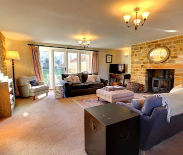 6 bedroom detached house to rent - Photo 1