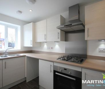 2 bedroom semi-detached house to rent - Photo 3