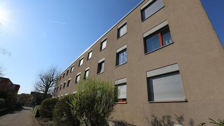 Familienwohnung an ruhiger Seitenstrasse - Photo 2