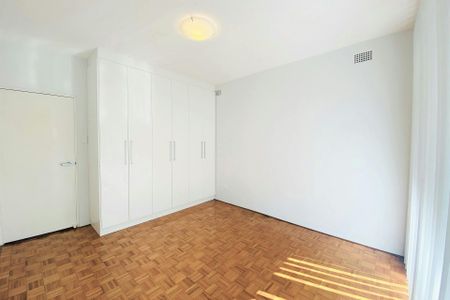 12/4 MacPherson Street - Photo 2