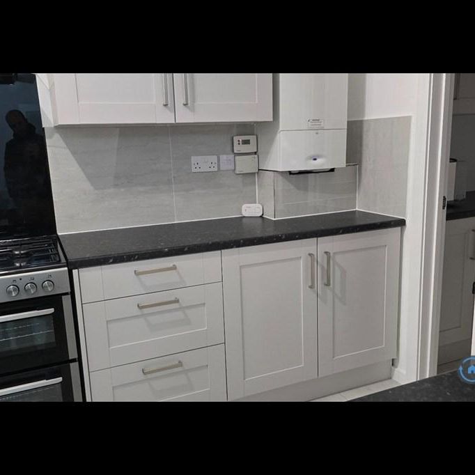 3 bedroom detached house to rent - Photo 1