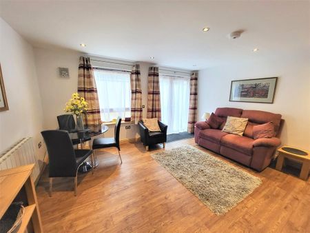 2 bedroom apartment to rent - Photo 3