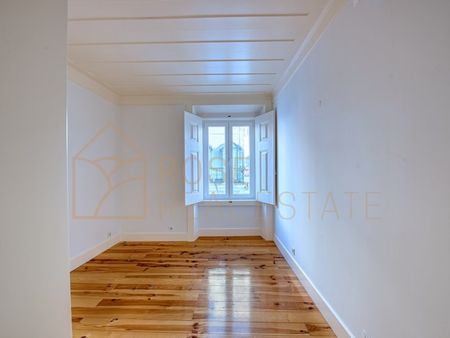 Santa Maria Maior, Lisbon - Photo 2