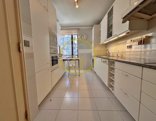 LISBON / ROMA / CAMPO PEQUENO apt. T3 furnished with garage - Photo 1